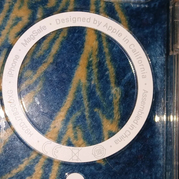 Mag safe iphone case - Picture 3 of 3